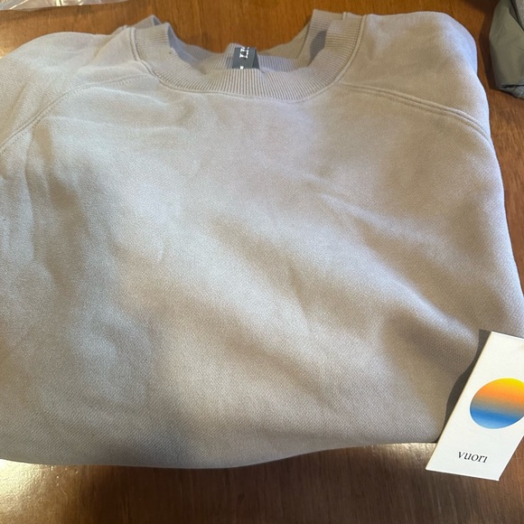 Women's Medium Warm and cozy Restore Oversized Crew . Asking 64 - Picture 3 of 3